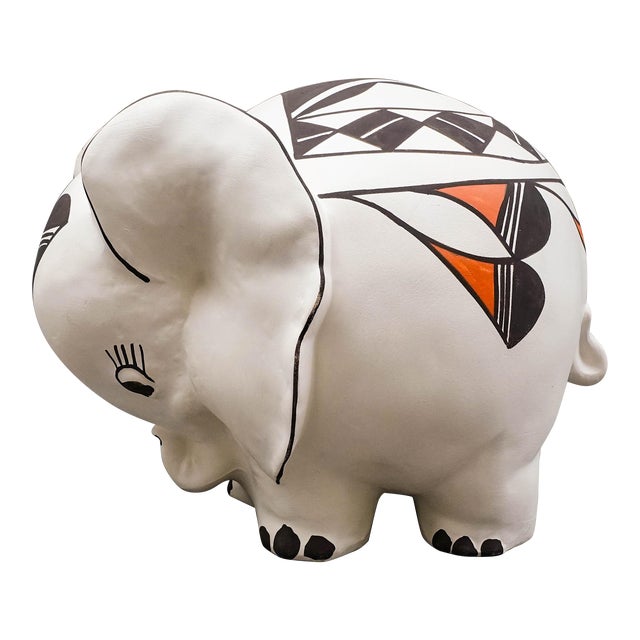 Mid 20th Century Acoma Pueblo Native American Rlc Signed Vintage Elephant Pottery Figurine Effigy For Sale