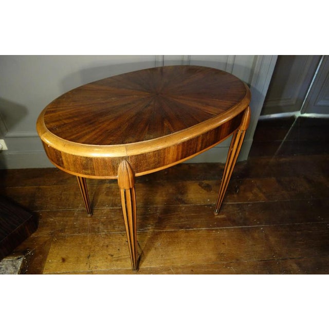 Art Deco Oval Side / Coffee Table, 1920, in Good conditions. Designed 1920 to 1949