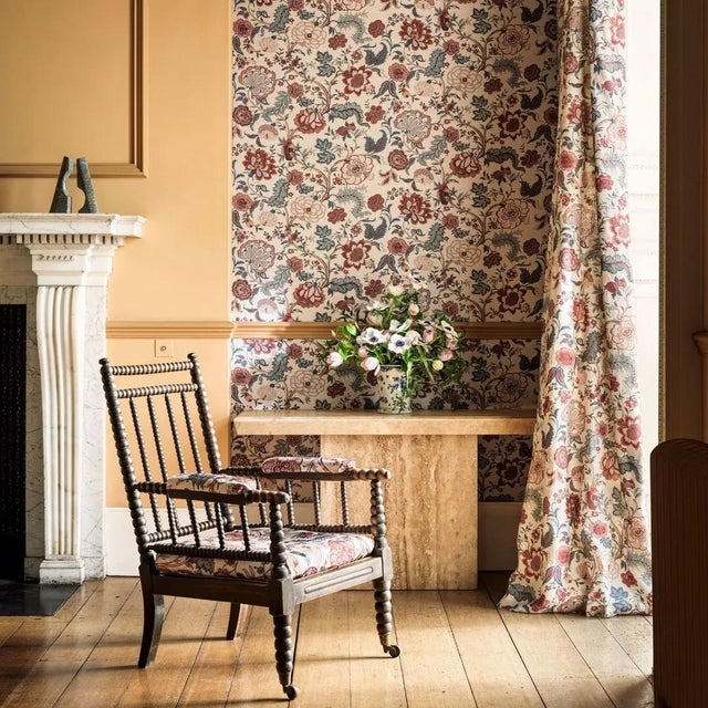 With craftsmanship at the fore Salisbury is a nod to the rich cultures of our world and the global textiles collected...