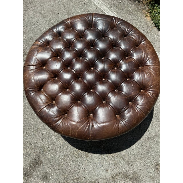 English Chesterfield-Style Round Chocolate Leather Ottoman-Vintage For Sale - Image 3 of 7