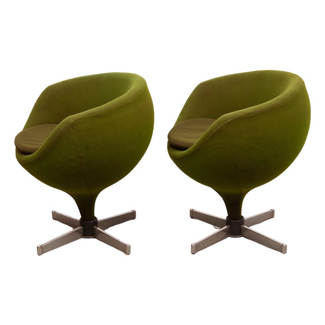 Set of Vintage Swivel Chairs Serie Starlook Ultralight Model Luna attributed to Pierre Guariche for Meurop, 1967 For Sale