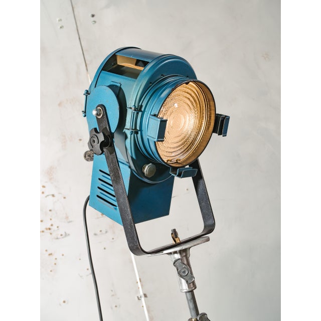 Industrial Blue Fresnel Theater Spotlight Floor Lamp on Matching Steel Tripod from A.E. Cremer, Paris, 1950s For Sale - Image 3 of 18