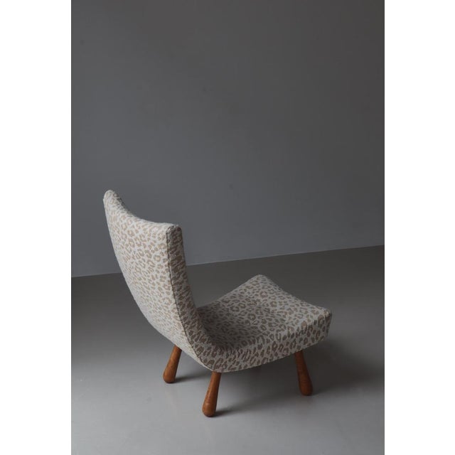 Modern Swedish Lounge Chair with Clubbed Legs in Birchwood & Tablu Textile, 1940s For Sale - Image 13 of 18