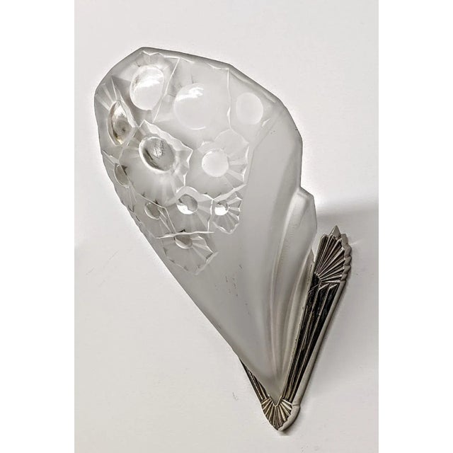 Art Deco Mid 20th Century French Art Deco Wall Sconces Signed by Muller Frères - a Pair For Sale - Image 3 of 7