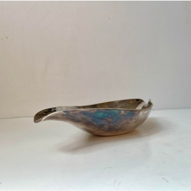 Modern Modernist Silver-Plated Oblong Dish by Günter Kupetz from WMF, 1950s For Sale - Image 3 of 9