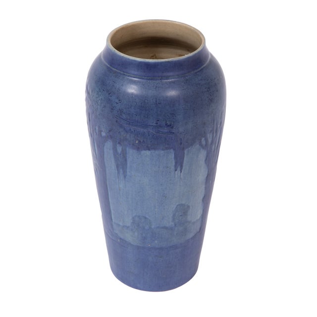 Art Nouveau 1990s Large Newcomb College Art Pottery Vase, Prized "Moon and Moss" Decoration For Sale - Image 3 of 4