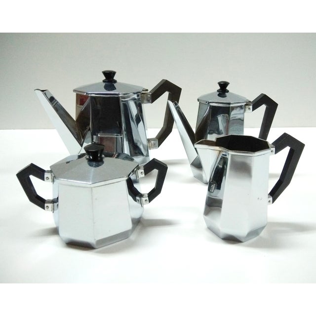 This set is very rare because it's original from the 1930s. The seller guarantees the authenticity of the pieces. Set of...