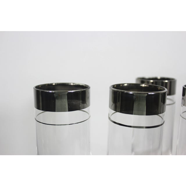 1960s Mid-Century Modern Silver Rim Champagne Flutes Glasses- Set of 4 For Sale - Image 5 of 12