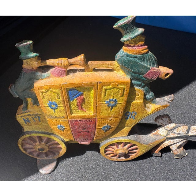 Folk Art 1930s Hubbly Horse and Carriage Door Stop For Sale - Image 3 of 4
