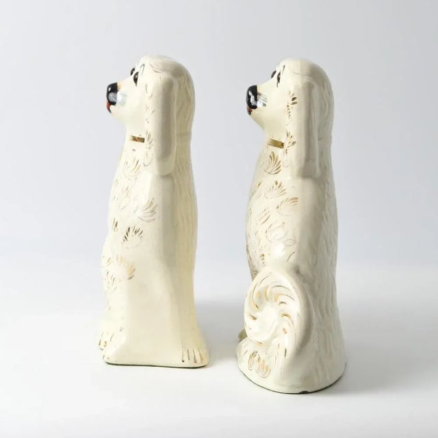 Ceramic Antique Staffordshire Mantle Dog Figurines with Glass Eyes, 1890s, Set of 2 For Sale - Image 7 of 10