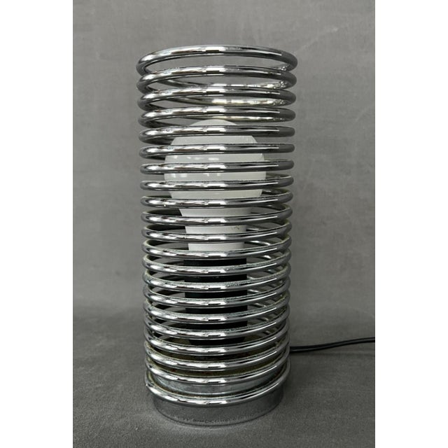 Table lamp, vintage, Massive, Belgium, circa 2000 Spiral shape, chrome finish Used Height: 20 cm Top outer diameter: 8.7...