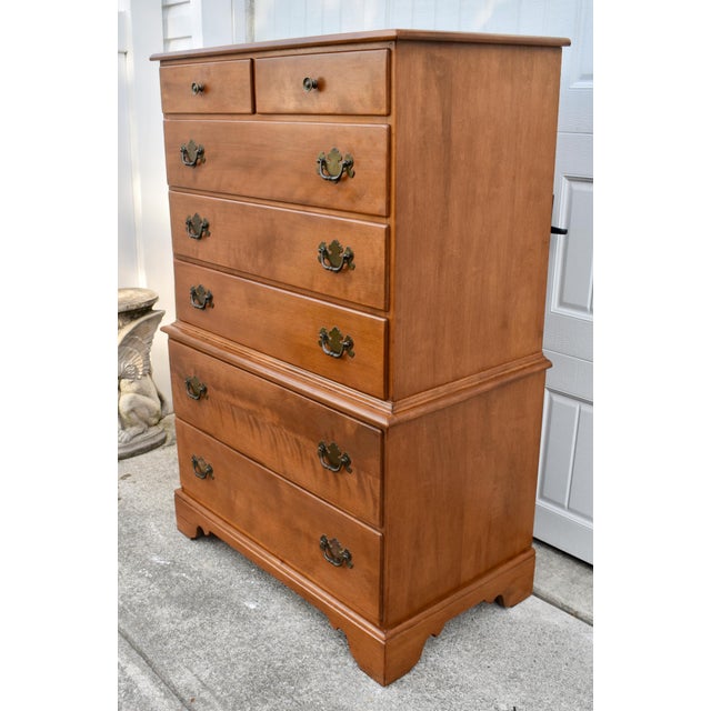 Wood Vintage Ethan Allen Heirloom Nutmeg Maple 7 Drawer Chest on Chest Tall Dresser For Sale - Image 7 of 17