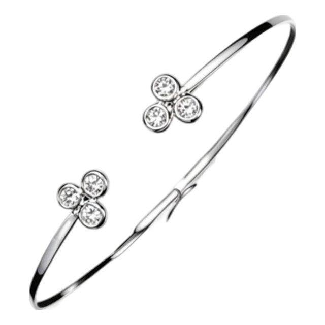 Late 20th Century 14K White Gold Diamond Bangle Bracelet Estate For Sale