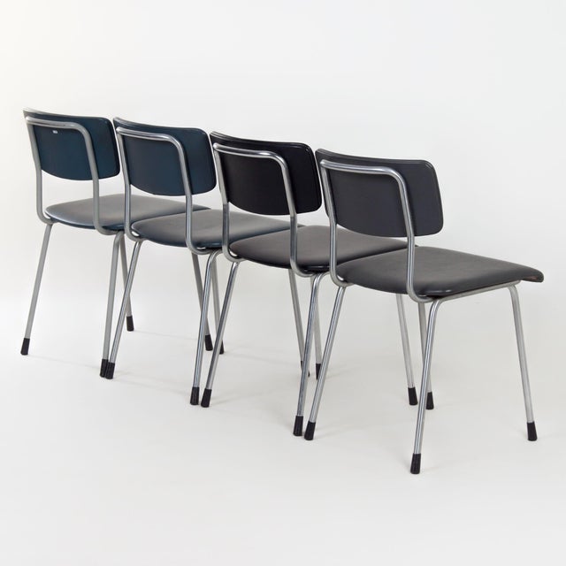 Gispen 1231 Tubular Chairs by Ontwerpbureau Gispen for Gispen, 1960s, Set of 4 For Sale - Image 4 of 11