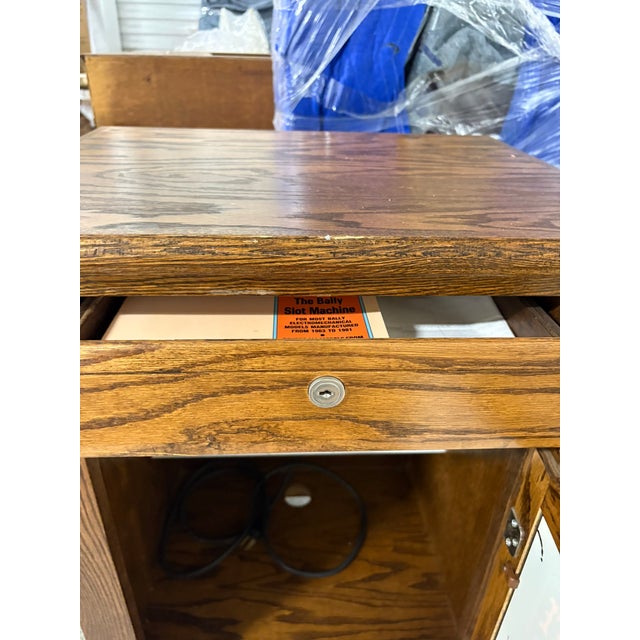 Modern Vintage Oak Gaming Cabinet in the Style of a Slot Machine, Late 20th Century For Sale - Image 3 of 10