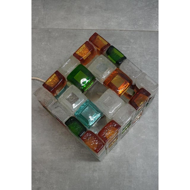 1970s Sculptural Glass Cube Table Lamp by Albano Poli for Poliarte, Italy, 1970s For Sale - Image 5 of 10