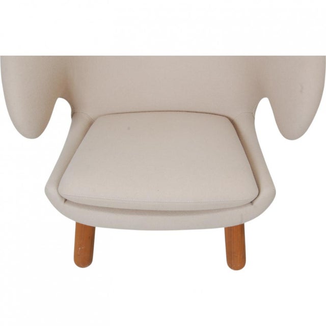 Beige Vintage Pelikan Chair in Beige Fabric by Finn Juhl For Sale - Image 8 of 13
