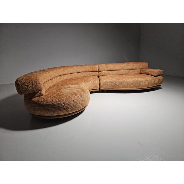 Sculptural Sofa from Wiener Werstätte, 1980s For Sale - Image 3 of 12