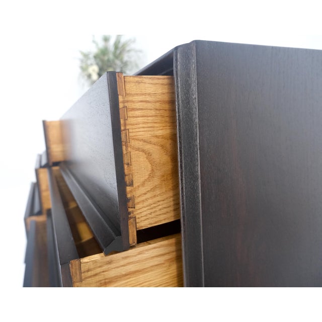 Wood Gibbings for Widdicomb Ebonised Walnut Long 6 Oak Drawers Dresser Credenza MINT For Sale - Image 7 of 16