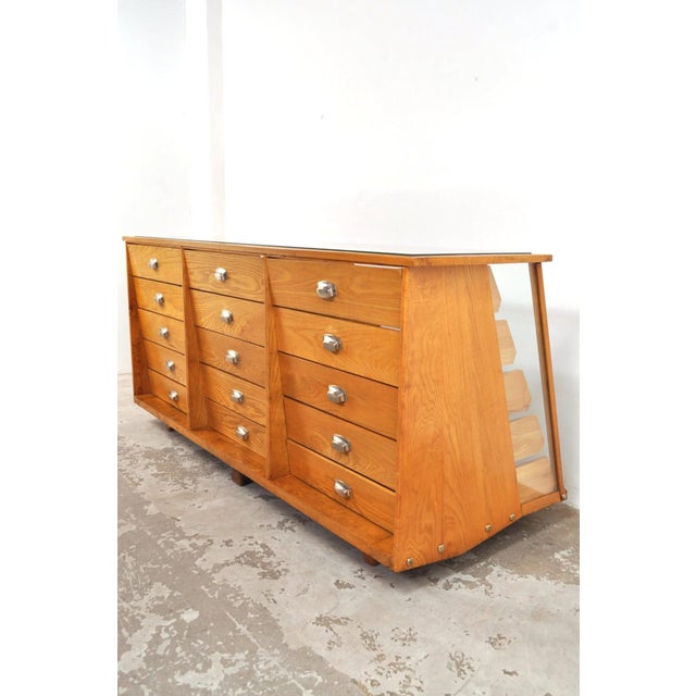 Art Deco Shop Display Cabinet in Oak, 1930s For Sale - Image 13 of 18