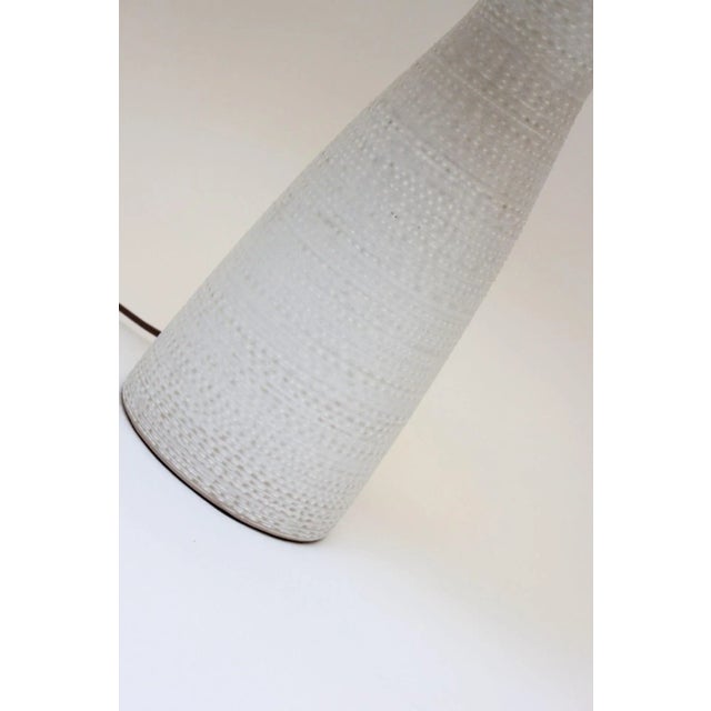 Beige Vintage Textured Ceramic Table Lamp by Lee Rosen for Design Technics For Sale - Image 8 of 13