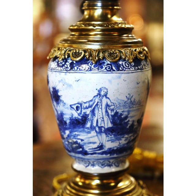 Metal 19th Century French Delft Blue and White Faience Oil Lamp With Brass Mounts For Sale - Image 7 of 11