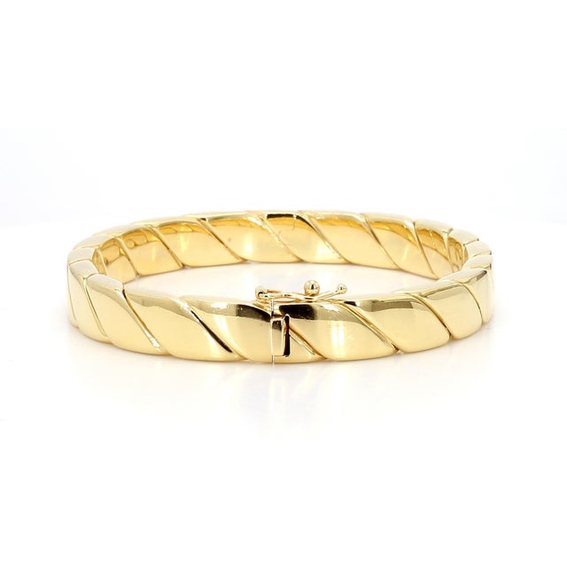 Gold Mid 20th Century Tiffany & Co. 18k Gold Twisted Rope Flat Hinged Bangle Bracelet For Sale - Image 8 of 10