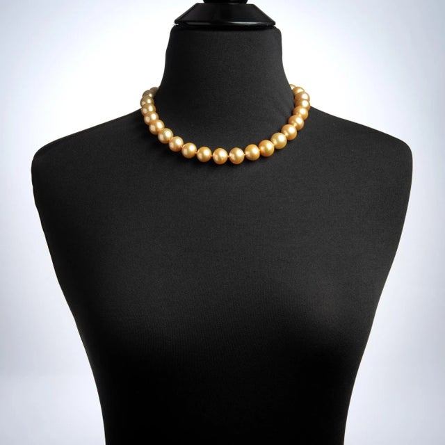 Modern Golden South Sea Pearl Necklace Diamond Clasp 14 Karat Gold Estate For Sale - Image 3 of 4