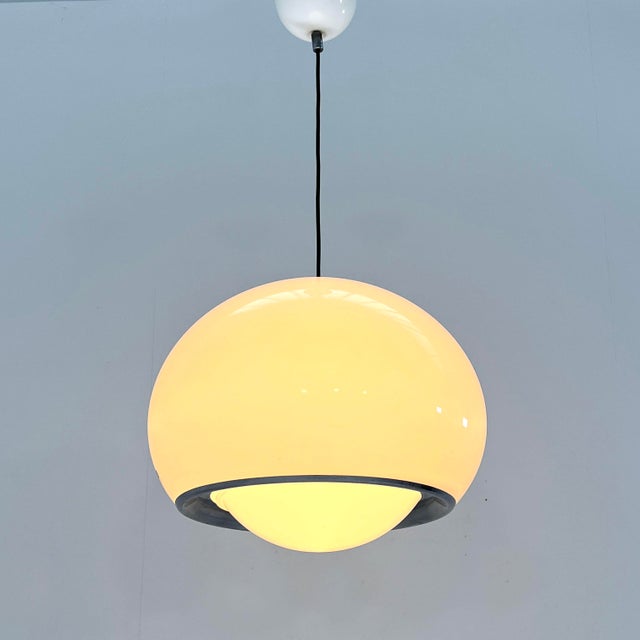 1970s White Bud Pendant Lamp by Studio 6G for Guzzini, 1970s For Sale - Image 5 of 8