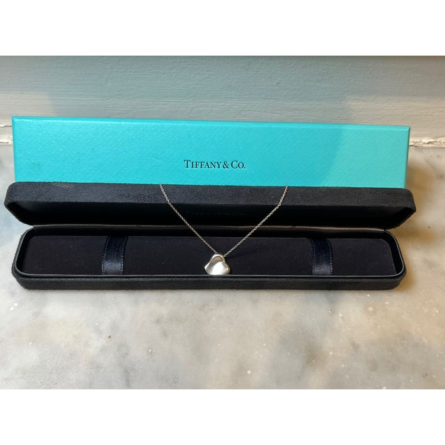 Silver Tiffany & Co. Silver Elsa Peretti Full Heart Pendant Necklace 4.22g For Sale - Image 8 of 9