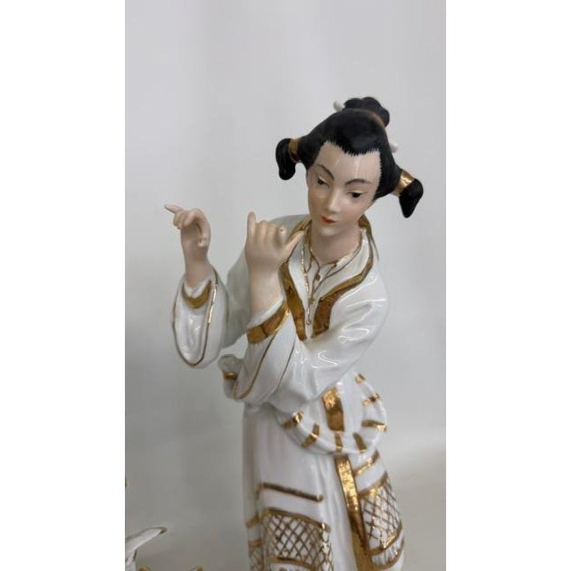 Andrea by Sadek 2 Porcelain Figures 6818 White and Gold Trim Made in Japan 4824b For Sale - Image 12 of 18