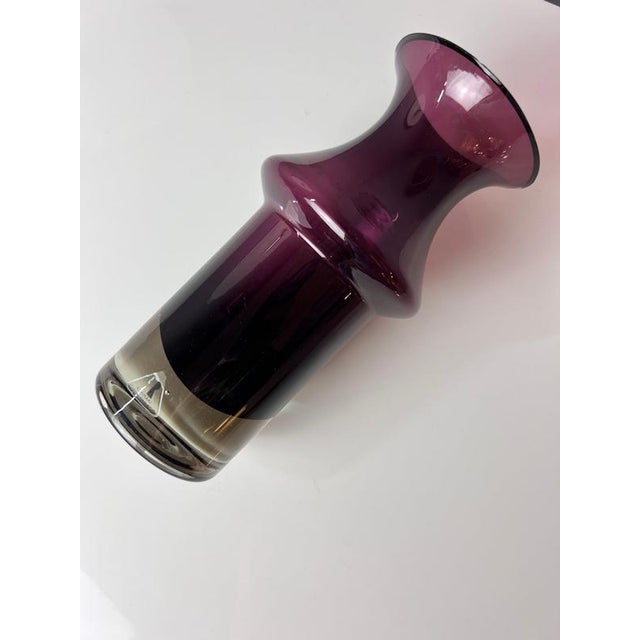 Purple Glass Vase by Nanny Still for Riihimäen Lasi For Sale - Image 5 of 9