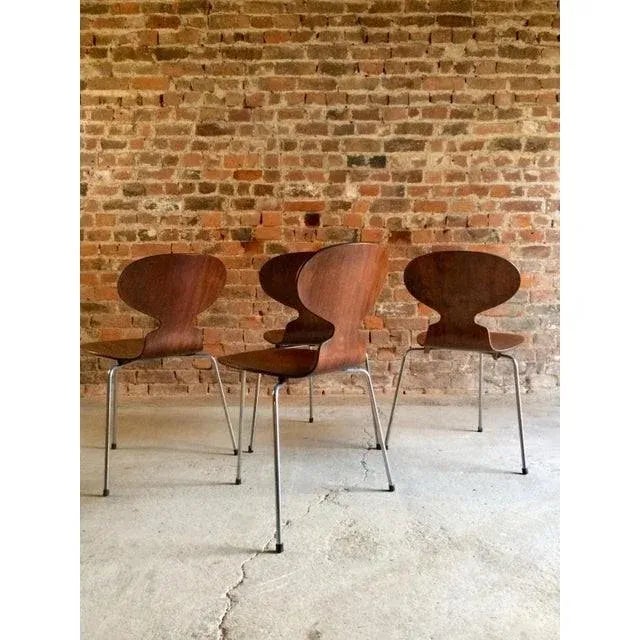 1950s 1950s Arne Jacobsen Table and Four Fritz Hansen Ant Chairs - 5 Piece Set For Sale - Image 5 of 11