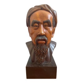 Example of Political and Patriotic Sculpture