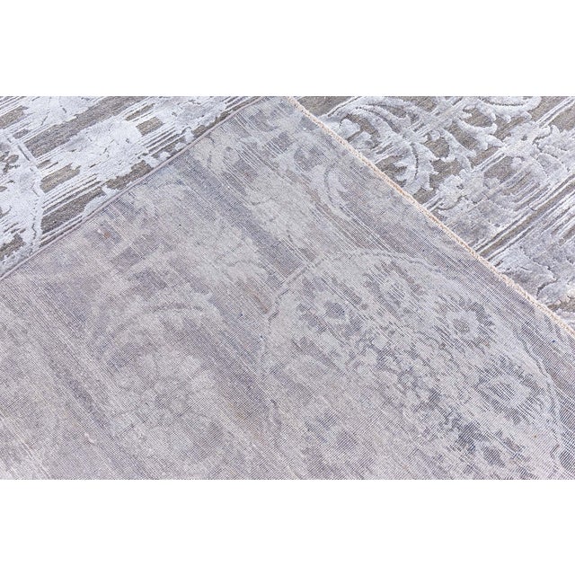 Large Modern Hand-Knotted Wool Custom Rug – Subtle Floral Pattern in Greys Size: 14'0" × 20'0" (426 × 609 cm) This...