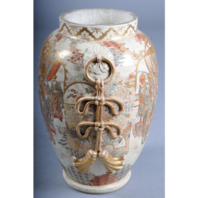 Antique Meiji Japanese Satsuma Vase, 1890 For Sale - Image 12 of 18