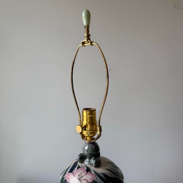 Late 20th Century Violet Floral Pottery Ginger Jar Table Lamp For Sale - Image 9 of 10