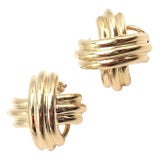 Late 20th Century Vintage Tiffany & Co. X Kiss Yellow Gold Medium Earrings, A Pair For Sale