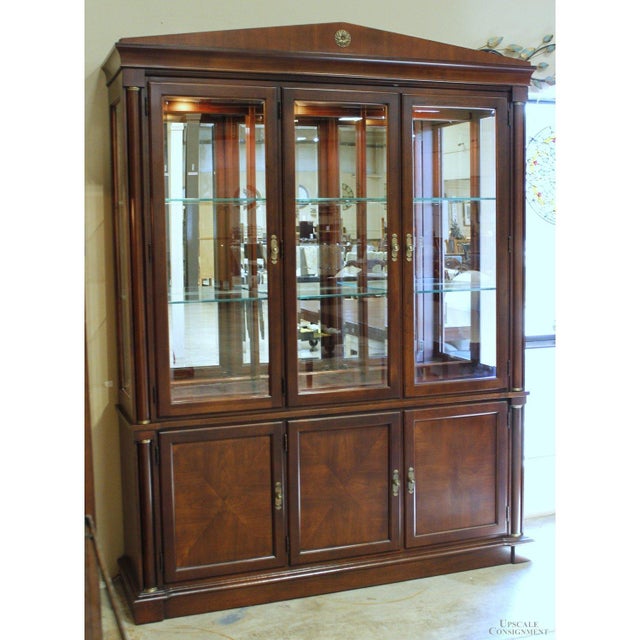 Traditional Late 20th Century Ethan Allen 'Sable' China Cabinet For Sale - Image 3 of 7