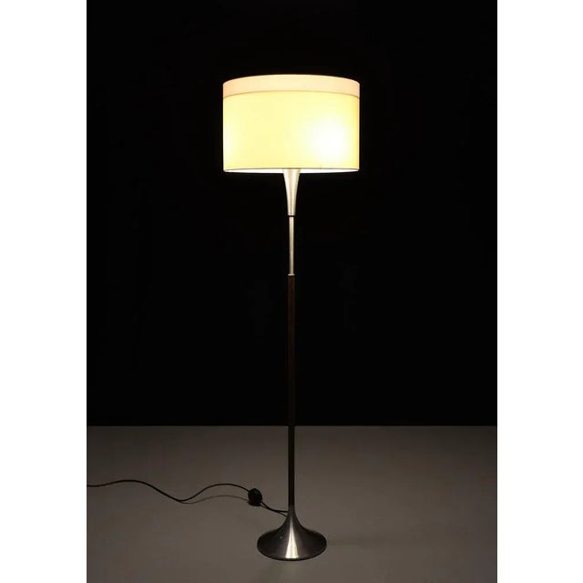 1970s Floor Lamp in Aluminum attributed Raak, Holland, 1978 For Sale - Image 5 of 11