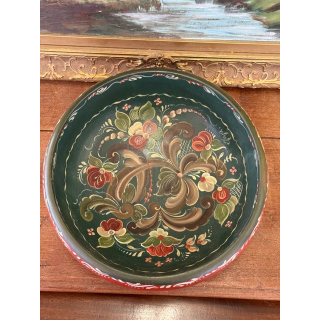 Signed Vintage Hand-Painted Norwegian Rosemaling Style Bowl - Scandinavian Folk Art, Toleware Decorative Style, Red & Green Floral Design For Sale In Seattle - Image 6 of 7