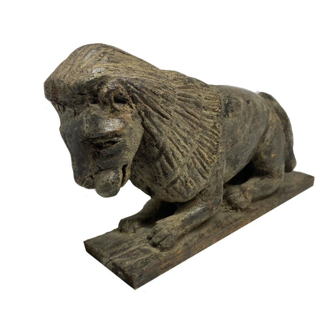 Mid 19th Century Folk Art Style Carved Wooden Lion For Sale - Image 4 of 6