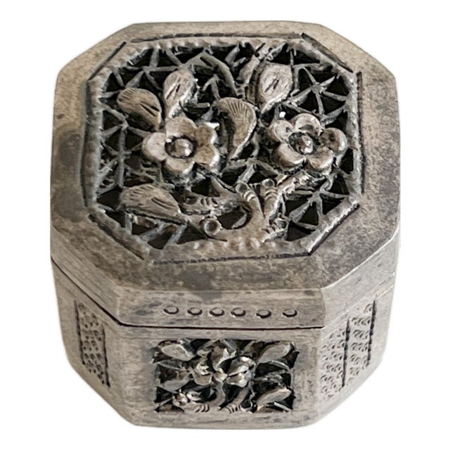 1940s Charming Metal Filigree Pillbox For Sale