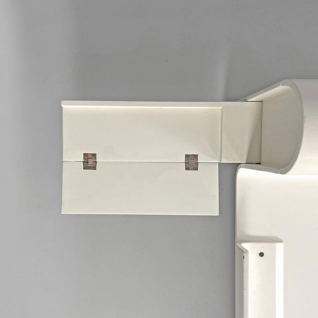 Italian Modern Double Bed in White Wood by Benatti, 1970s For Sale - Image 13 of 18