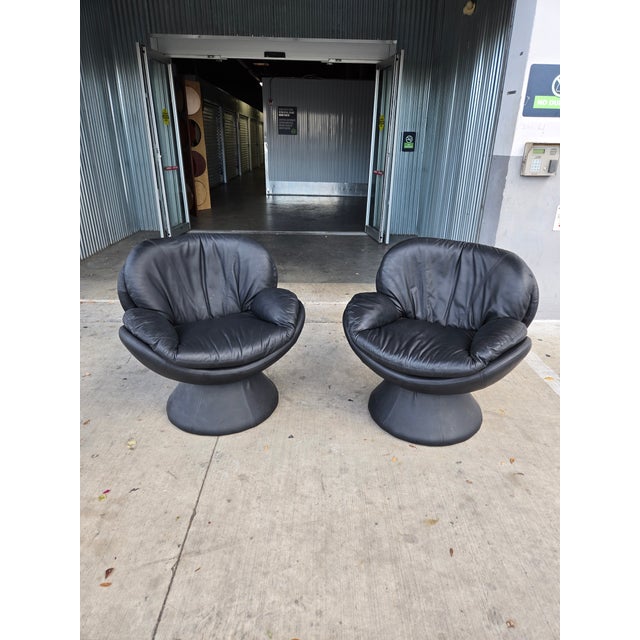 1970s Jaymar Attributed Black Leather Pod Lounge Chairs- A Set For Sale - Image 12 of 12