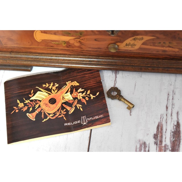 Traditional Mid 20th Century Swiss Reuge Music Box 3 Songs Inlaid Box With Key For Sale - Image 3 of 17