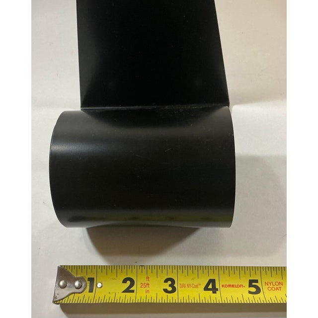 Metal 1960s Mid Century Modern Matte Black “Bookworm” Steel Coil Bookends For Sale - Image 7 of 12