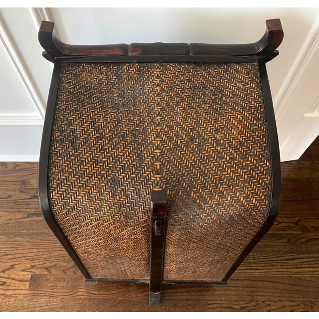 Wood 18th Century Rare Japanese Traveling Cabinet Oi Edo Period For Sale - Image 7 of 16