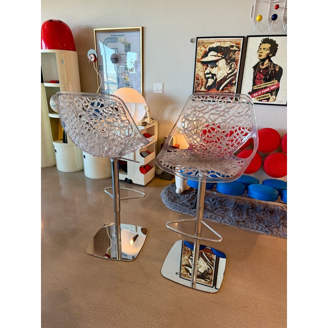 Pair of Marcello Ziliani for Casprini Caprice Adjustable Bar Stools Transparent Swivel Chairs Italy Space Age For Sale In Las Vegas - Image 6 of 18