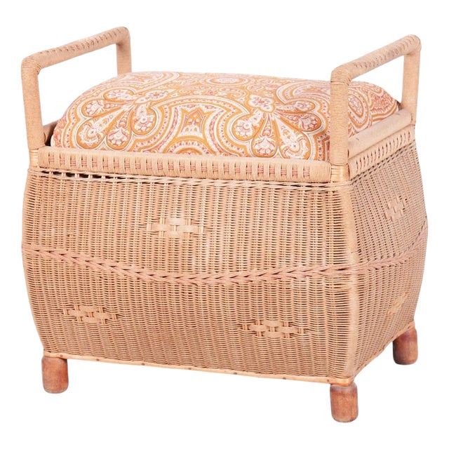 Czech Art Deco Stool in Wood and Hemp, 1940s For Sale